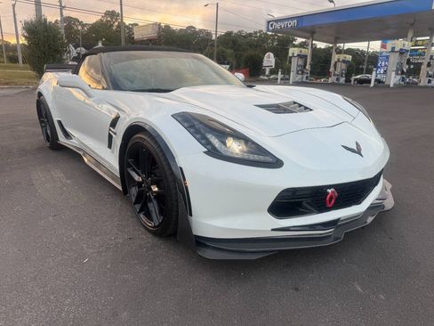 Used 2019 Chevrolet Corvette Grand Sport w/ Carbon Flash Badge Package RWD image 7
