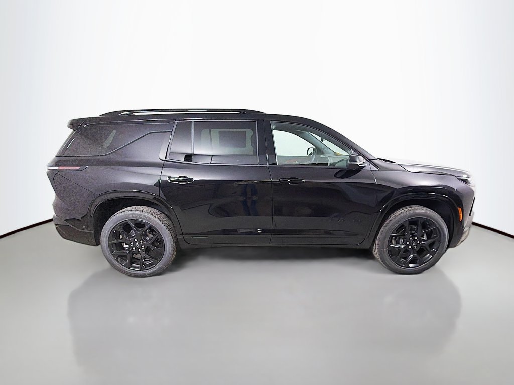 New 2026 Chevrolet Traverse RS w/ LPO, Floor Liner Package AWD/4WD image 5