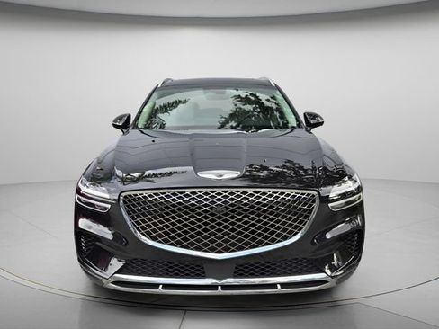 Used 2024 Genesis GV70 2.5T w/ Advanced Package AWD/4WD image 3