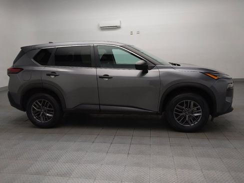 Used 2021 Nissan Rogue S FWD image 11