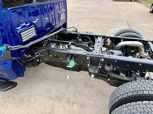New 2026 Ford F550 4x4 Crew Cab image 16