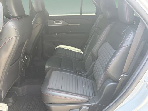 Used 2026 Ford Explorer ST-Line RWD image 26