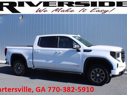 Certified 2024 GMC Sierra 1500 AT4 w/ Technology Package AWD/4WD image 1