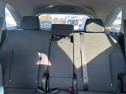 Used 2018 Kia Sorento L image 15