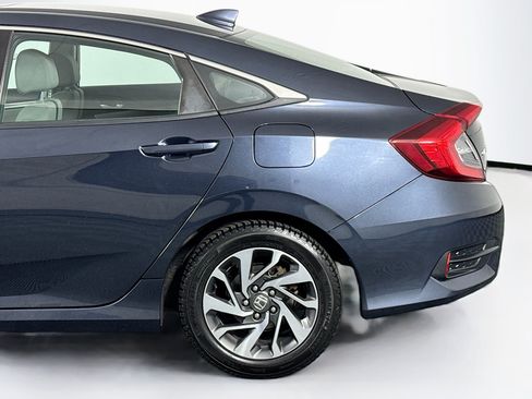 Used 2017 Honda Civic EX image 41