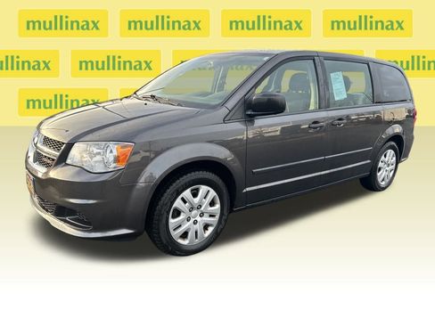 Used 2016 Dodge Grand Caravan American Value Package w/ UConnect Hands-Free Group image 14
