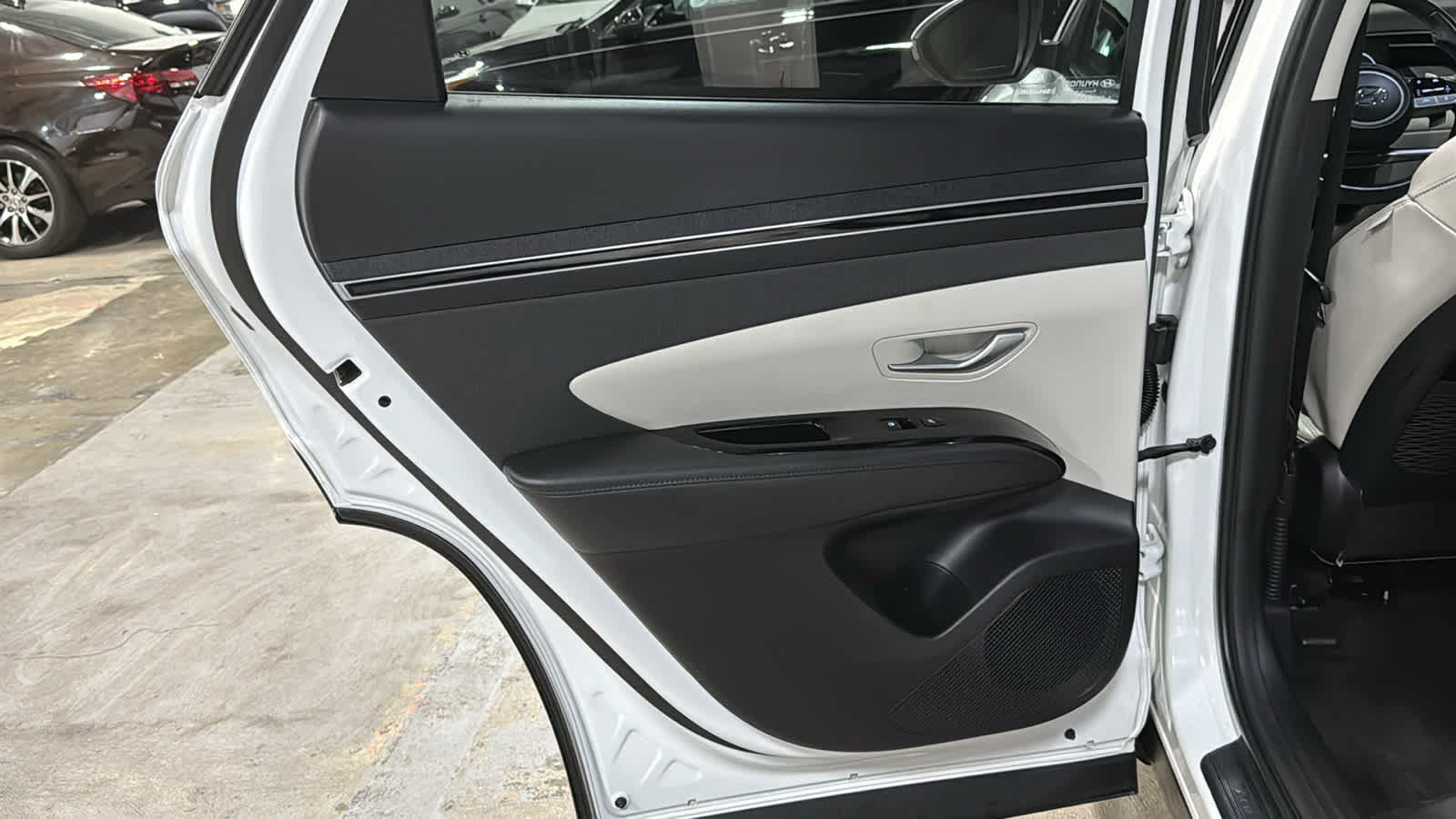 Used 2023 Hyundai Tucson Limited AWD/4WD image 20