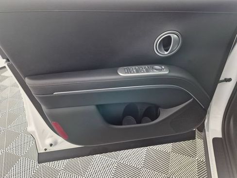 Used 2026 Hyundai Palisade SE FWD image 11