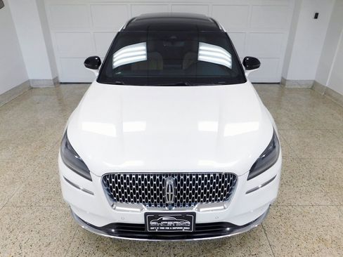 Used 2021 Lincoln Corsair Reserve image 12