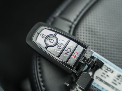 New 2026 Ford F350 Platinum image 59