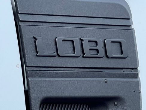 New 2026 Ford Maverick Lobo AWD/4WD image 2