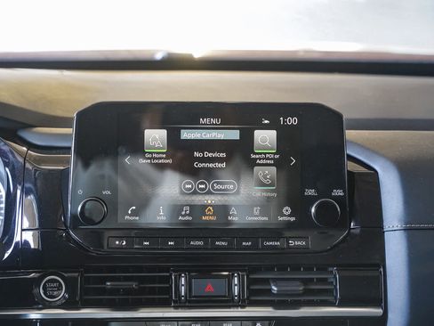 Used 2025 Nissan Pathfinder SL FWD image 16