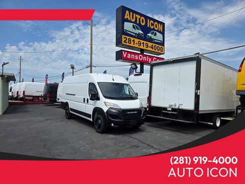 Used 2025 RAM ProMaster 3500 w/ Convenience Group FWD image 1
