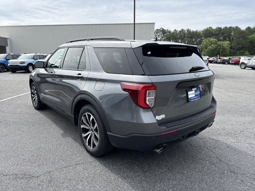 Used 2023 Ford Explorer ST-Line w/ Class IV Trailer Tow Package RWD image 5
