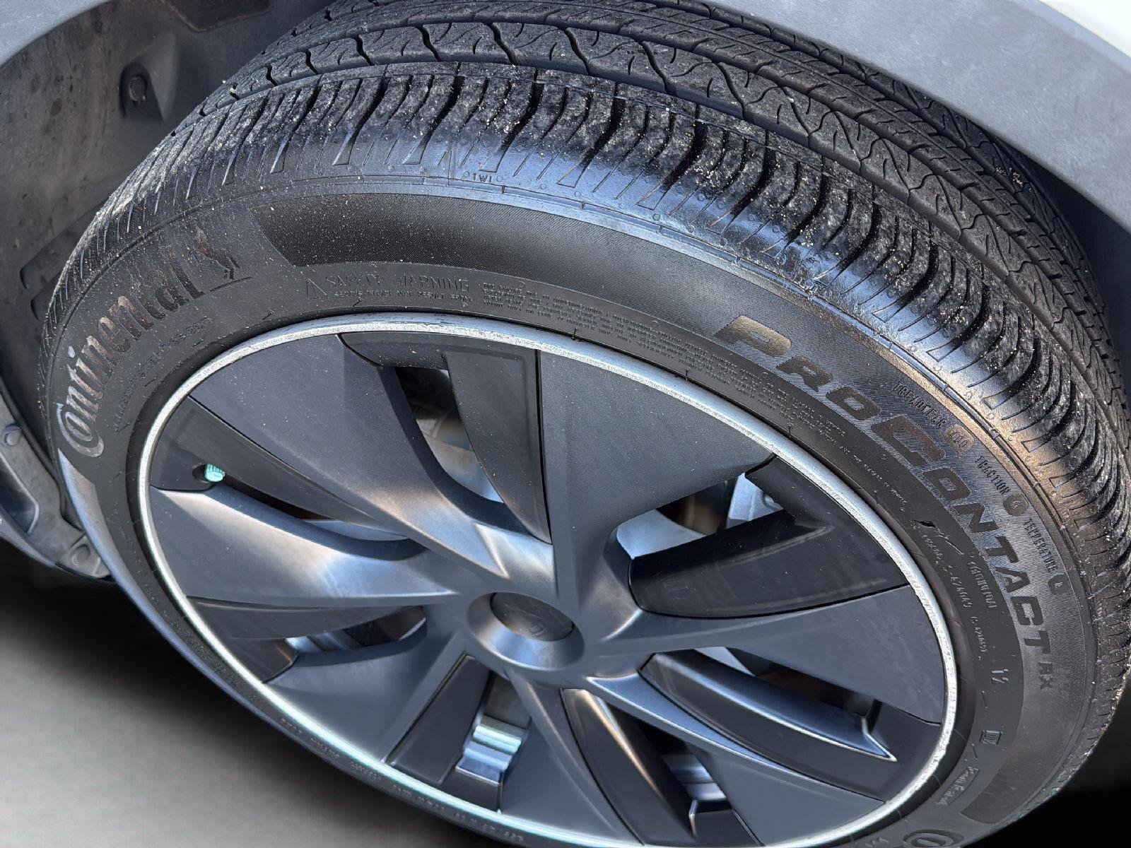 Used 2023 Tesla Model Y Long Range AWD/4WD image 10