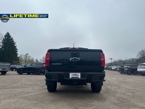 Used 2016 Chevrolet Colorado Z71 w/ Z71 Midnight Edition image 9