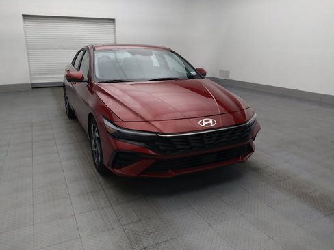 Used 2024 Hyundai Elantra Limited FWD image 13