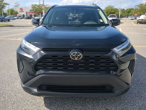 Certified 2022 Toyota RAV4 XLE w/ Convenience Package image 9