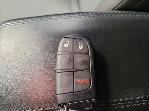 Used 2023 Jeep Compass Sport AWD/4WD image 32