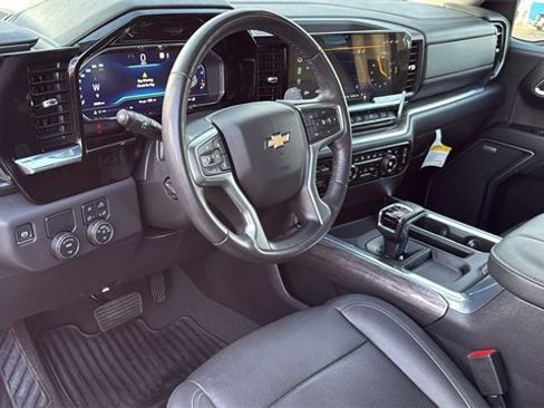 Used 2023 Chevrolet Silverado 1500 LTZ w/ LTZ Convenience Package II image 10