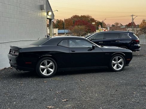 Used 2016 Dodge Challenger R/T Plus image 7