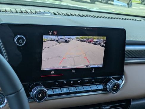 New 2026 GMC Canyon AT4 AWD/4WD image 21