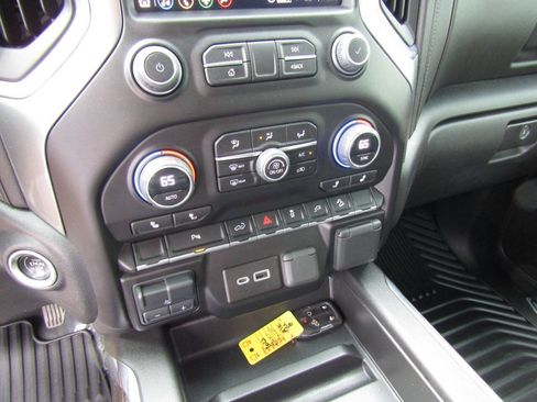 Used 2023 Chevrolet Silverado 2500 LT w/ True North Edition AWD/4WD image 14