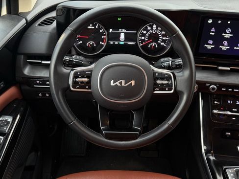 Used 2022 Kia Carnival SX image 14