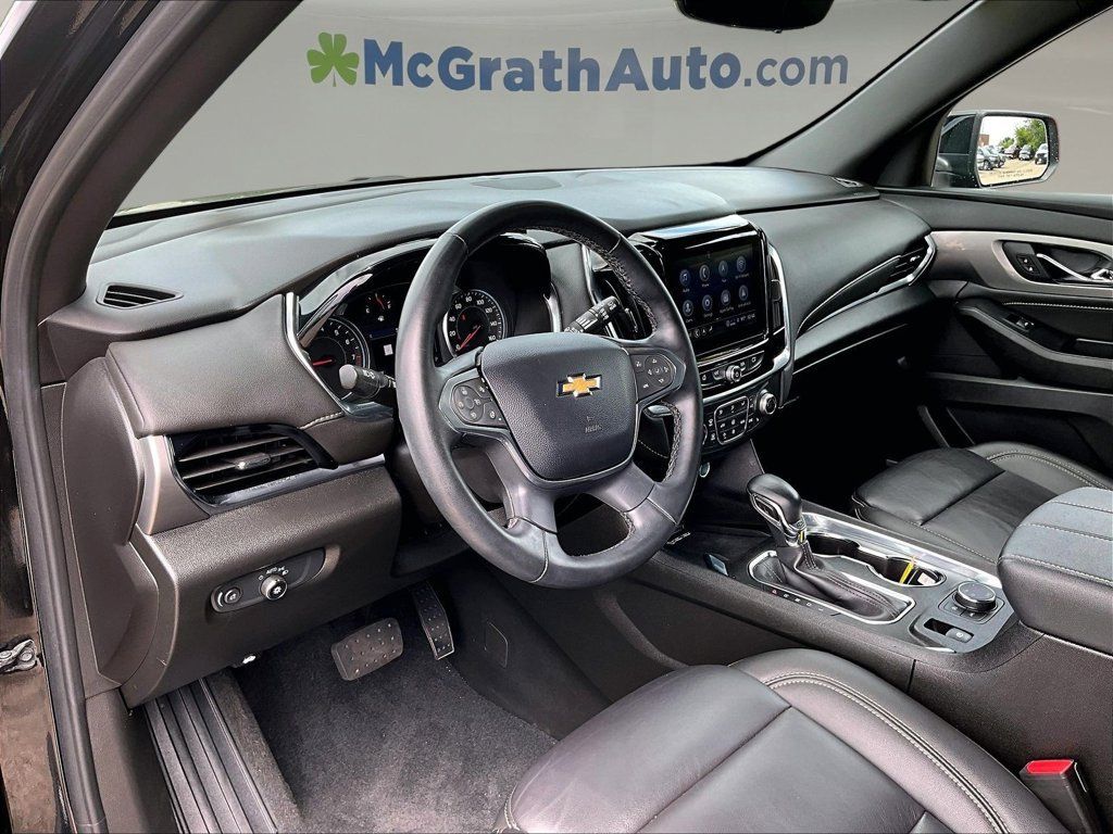 Used 2023 Chevrolet Traverse LT w/ LT Premium Package AWD/4WD image 21