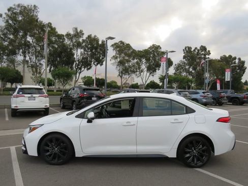 Used 2024 Toyota Corolla SE image 7