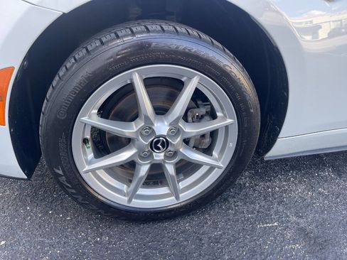 Used 2016 MAZDA MX-5 Miata Sport image 32