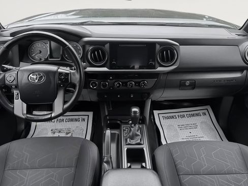 Used 2016 Toyota Tacoma TRD Off-Road w/ Towing Package image 16