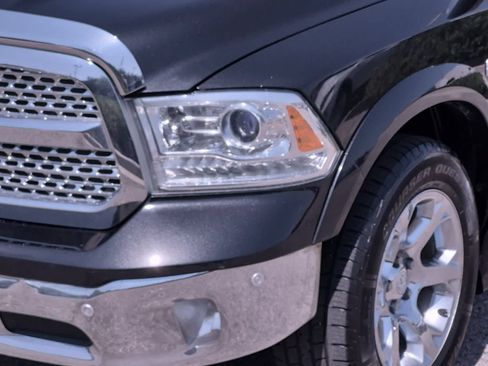 Used 2015 RAM 1500 Laramie w/ Trailer Tow Group AWD/4WD image 11