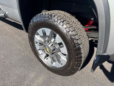 Used 2025 Chevrolet Silverado 3500 LT w/ All Star Edition AWD/4WD image 33