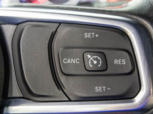 Used 2018 Jeep Wrangler Unlimited Rubicon w/ Cold Weather Group AWD/4WD image 30