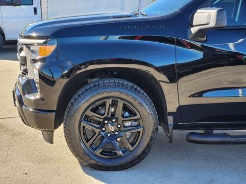 Used 2025 Chevrolet Silverado 1500 Custom w/ Turbomax Blackout Package image 15