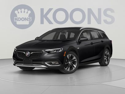 Used 2018 Buick Regal Essence w/ Driver Confidence Package #1