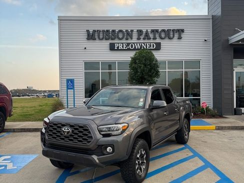 Used 2021 Toyota Tacoma TRD Off-Road image 1