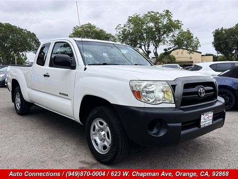 Used 2005 Toyota Tacoma 2WD Access Cab image 1