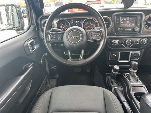 Used 2018 Jeep Wrangler Unlimited Sport AWD/4WD image 15