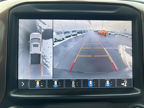 Used 2019 Chevrolet Silverado 1500 High Country w/ Technology Package image 13