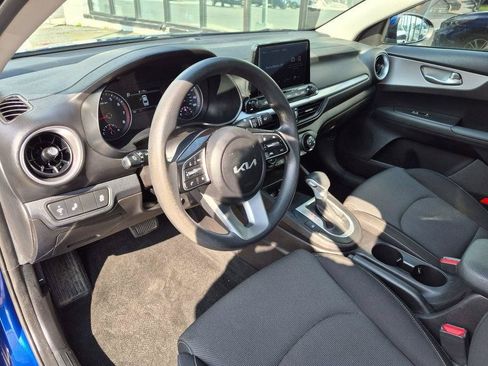 Certified 2023 Kia Forte LXS w/ LXS Technology Package FWD image 12