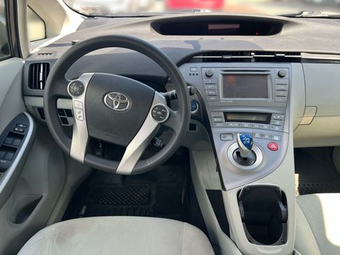 Used 2012 Toyota Prius Three w/ Solar Roof Pkg FWD image 19