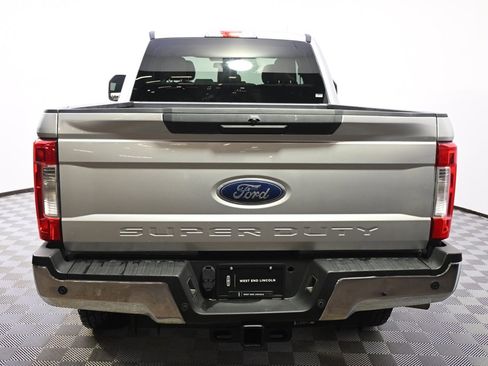 Used 2018 Ford F250 XLT w/ XLT Value Package image 5