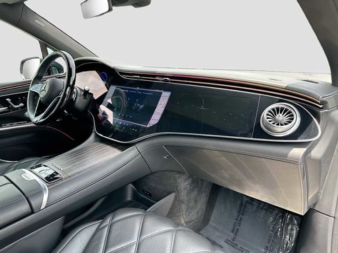 Certified 2024 Mercedes-Benz Maybach EQS 680 4MATIC image 30