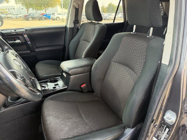 Used 2019 Toyota 4Runner TRD Off-Road AWD/4WD image 24