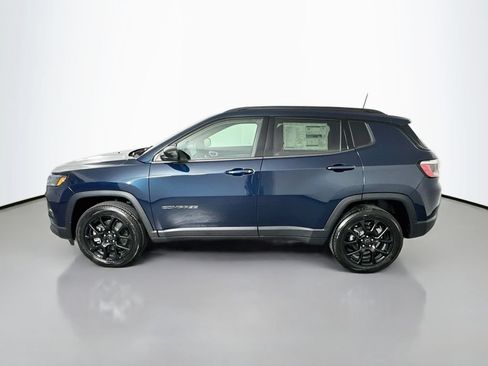 New 2026 Jeep Compass Latitude AWD/4WD image 4