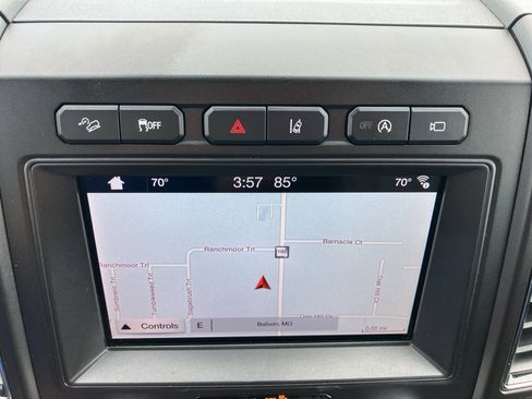 Used 2019 Ford Expedition Limited w/ Equipment Group 302A AWD/4WD image 19