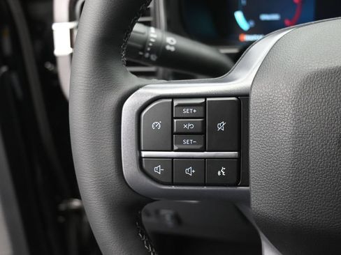New 2026 Ford F250 Lariat w/ Black Appearance Package AWD/4WD image 19