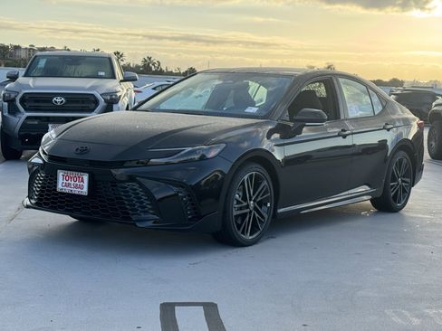 New 2026 Toyota Camry XSE FWD image 11